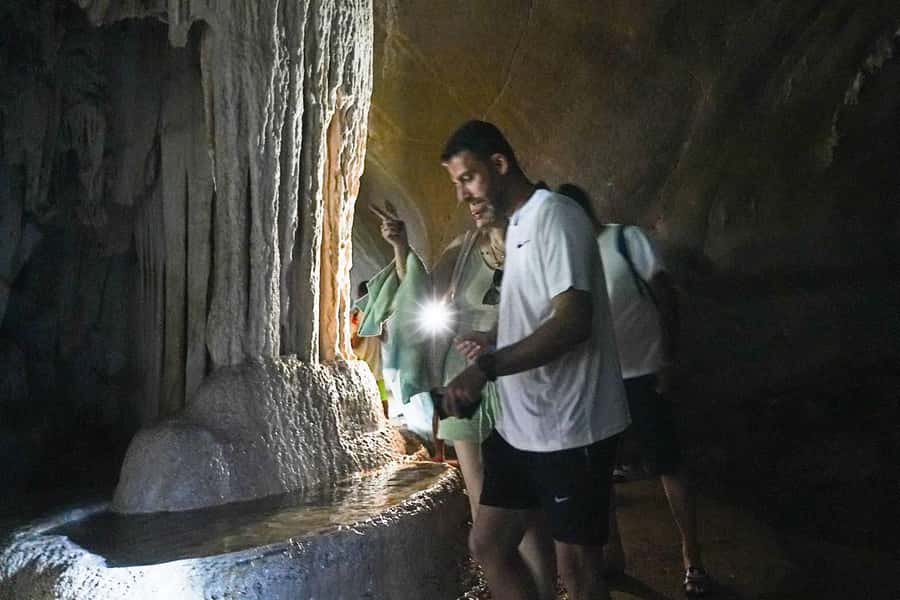 Jame bonds canoe 7 point 6 Island Premium trip - Price and value at around $86 for an 8-hour Phang Nga Bay day