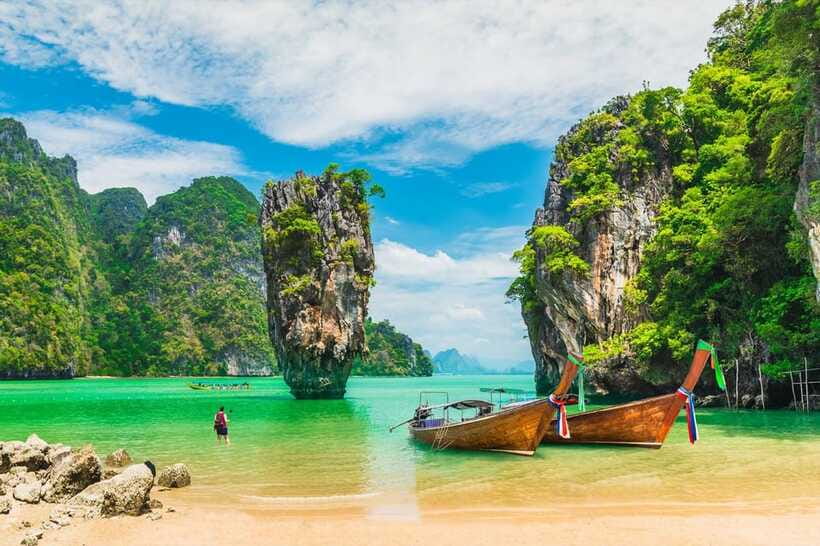 James Bond Island Tour by Long Tail Boat or Speedboat - Long-tail or speedboat cruising: settle in for the island-hopping style