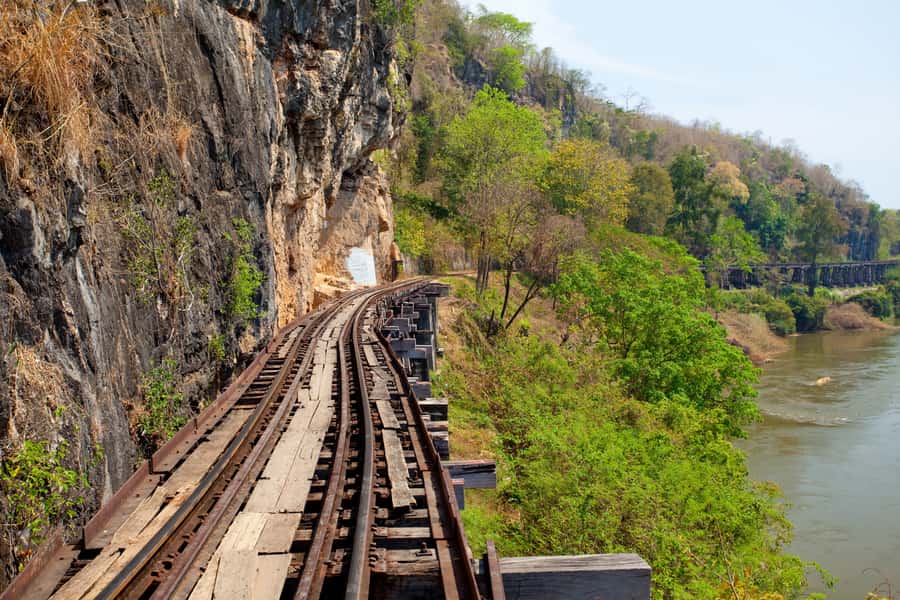 Kanchanaburi River Kwai & Hellfire Pass Private Tour - Hellfire Pass Memorial Trail: A Walk You Feel in Your Legs