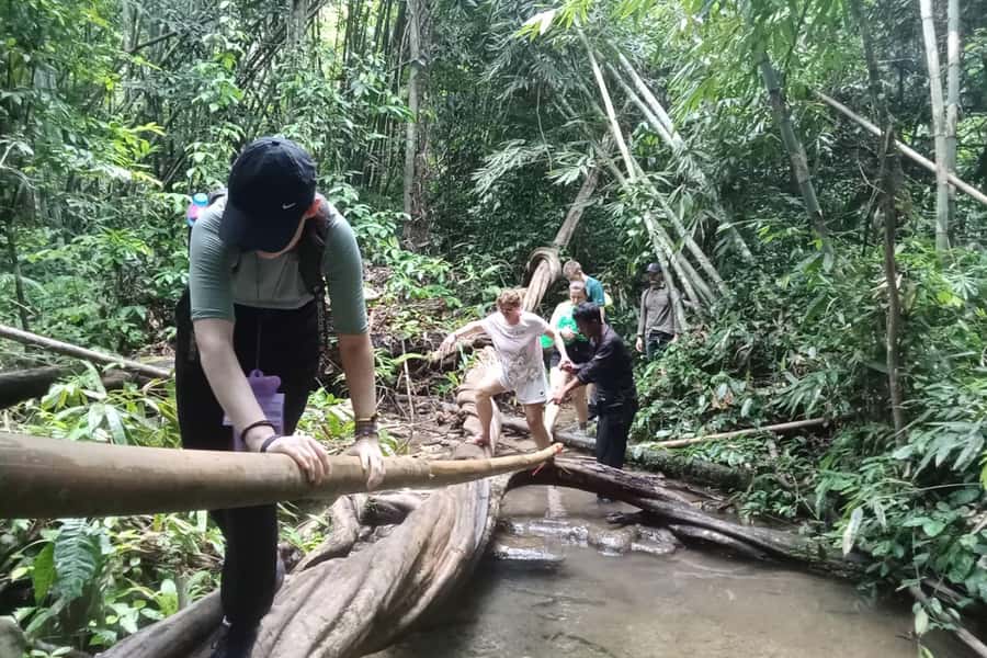 Khao Lak: Cheow Lan Lake, Diamond Cave, Hiking, All Included - Rajjaprabha Dam stop: a scenic break before the lake
