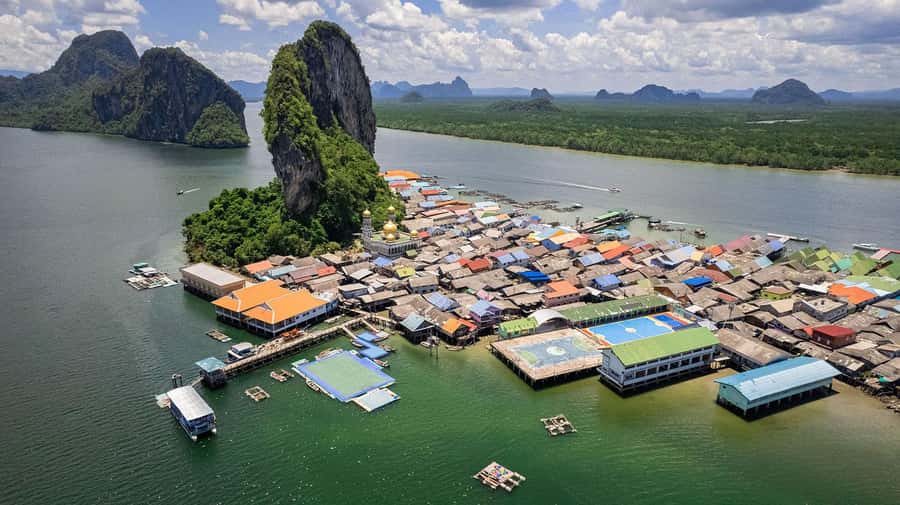 Khao Lak: James Bond Island & Canoeing Tour by Longtail Boat - James Bond Island and Khao Phing Kan: the classic photo moment