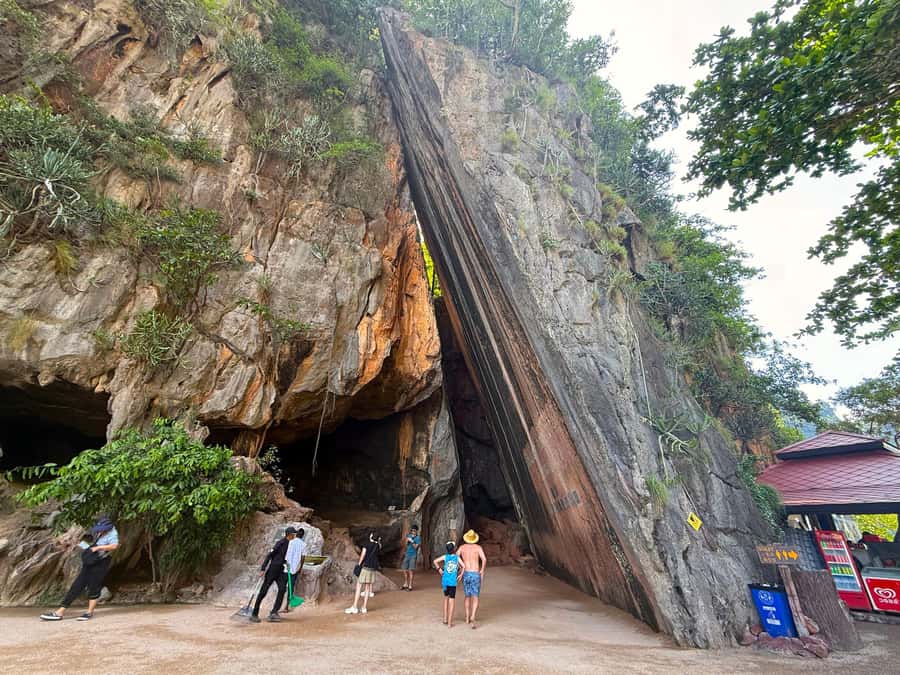 Khao Lak: Private Tour James Bond, Ko Panyi & Samet Nangshe - Price and Value for a Private Day Up to Two People
