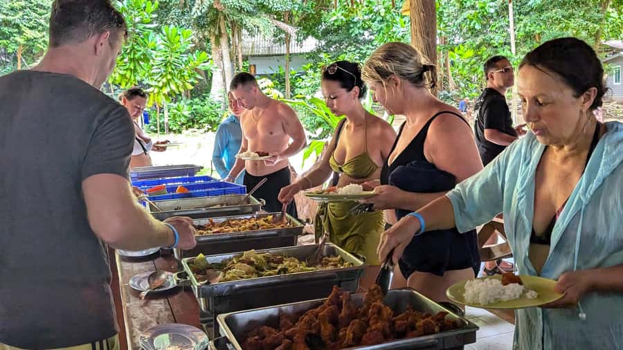 Khao Lak: Surin Islands & Moken Village Premium Snorkel Tour - Moken village visit: meeting sea gypsies and timing your shopping