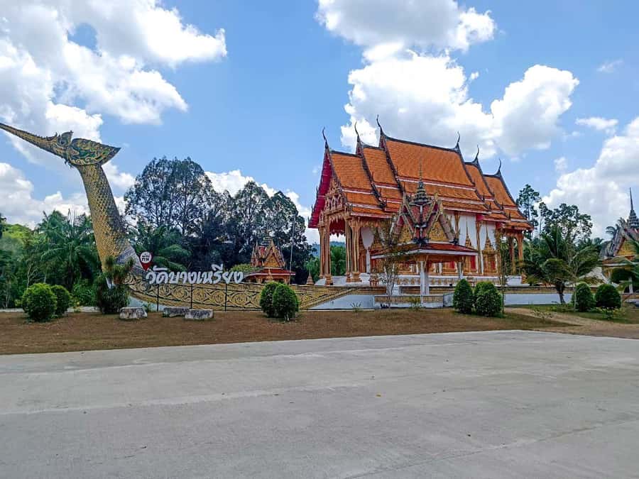 Khao Lak: Three Temples Tour in Phang Nga - Bang Tong Temple: Quiet Spiritual Time with Thai-Chinese Style Details