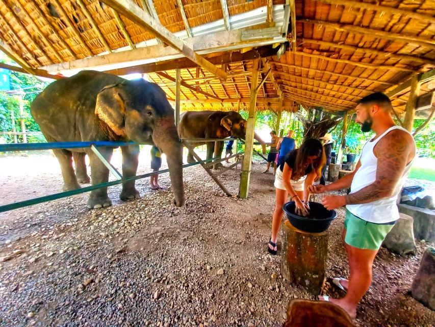 Khao Sok: Elephant Day Care, & Bamboo Rafting Day Tour - Papaya salad and set lunch: learning Thai flavors the practical way