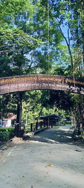 Khao Sok Jungle Day Trip - Jungle Trekking & Bamboo Rafting - Sok River bamboo rafting: what the paddlers add