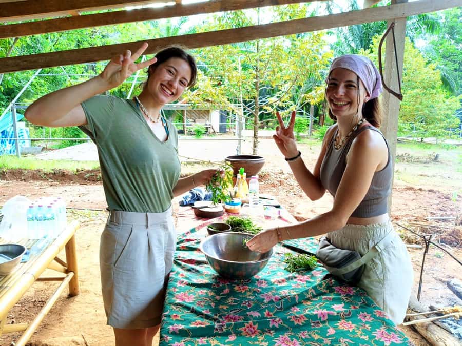 Khao Sok: Private Bamboo Rafting & Jungle Cooking Adventure - Thai cooking in the jungle, from bamboo-tube rice to Tom Kha Gai