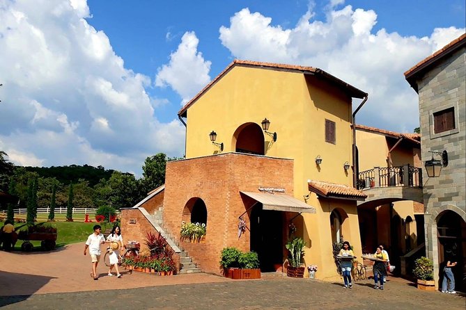 Khao Yai Private tour from Bangkok - 7:00am pickup and staying comfortable for the whole ride