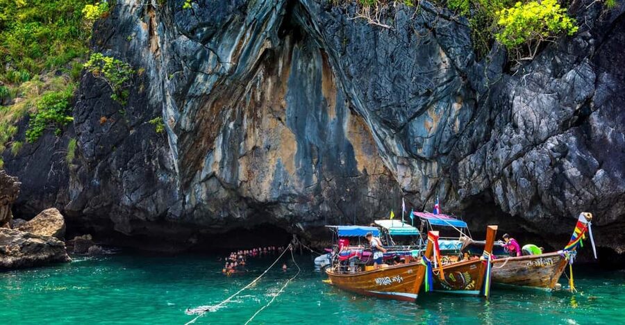 Ko Lanta: Emerald Cave and 4 Islands Tour by Longtail Boat - Koh Maa Fish Feeding and Bat Viewing in Their Natural Setting