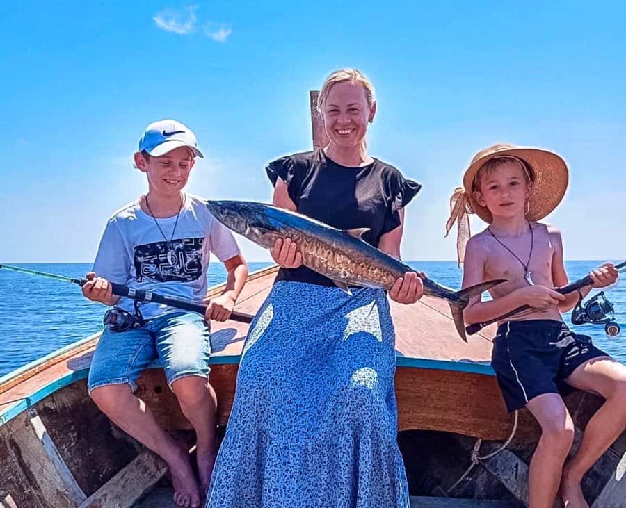 Ko Lanta: Exclusive Private Long-tail Boat Fishing Trip - Private Long-tail Boat Time Makes Ko Lanta Fishing Feel Local