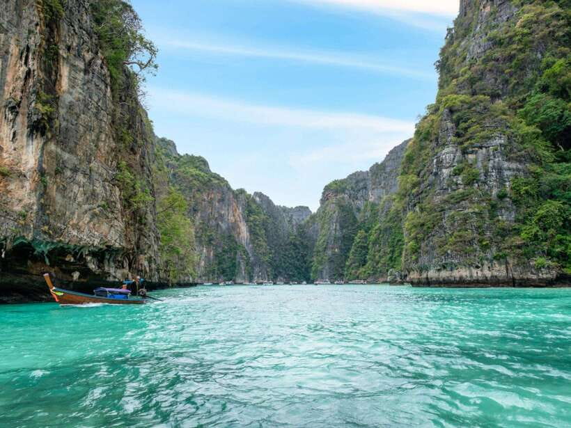 Ko Lanta: Kayak and Long-Tail Boat Nature and Wildlife Tour - Koh Talabeng kayaking: caves, secluded feel, and real paddle time
