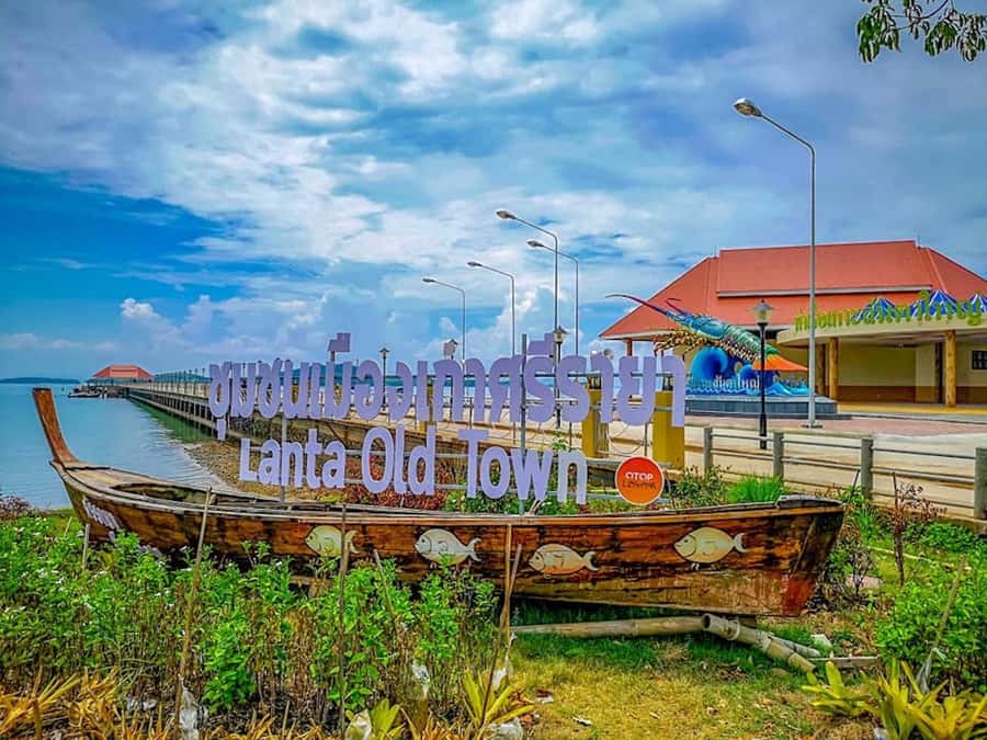 Ko Lanta: Old Town Sightseeing and National Park Tour - Ko Lanta Tour Rhythm, Pickup Timing, and How the 6 Hours Really Feel