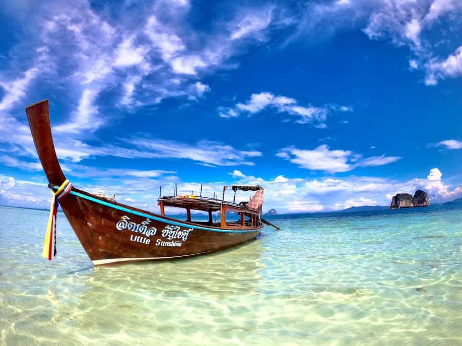 Ko Lanta: Private 4 Islands Tour by Longtail Boat - From Ko Lanta Yai to the Old Town pier, then straight to the water