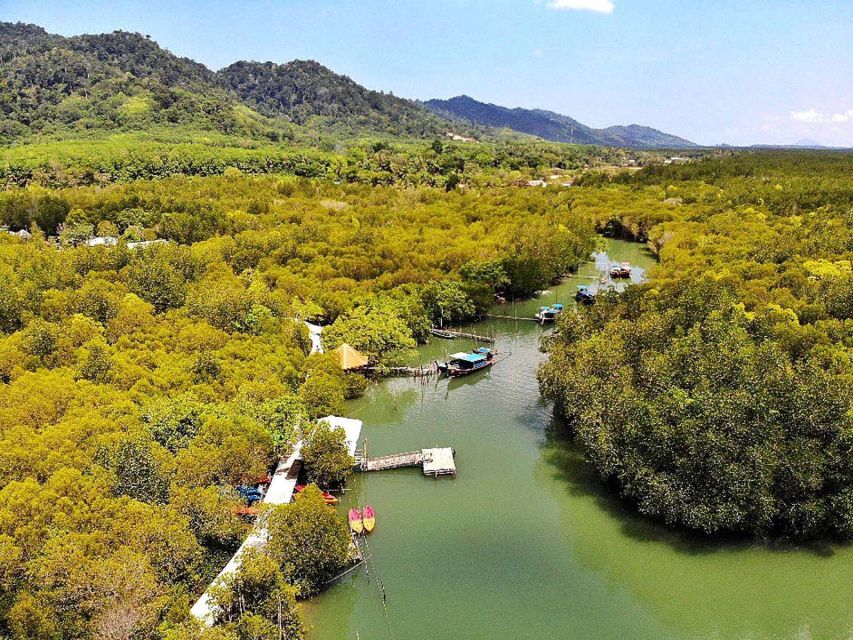 Ko Lanta: Private Gondola Cruise with Mangrove Forests - Lunch in the Village: Local Dishes After the Cruise