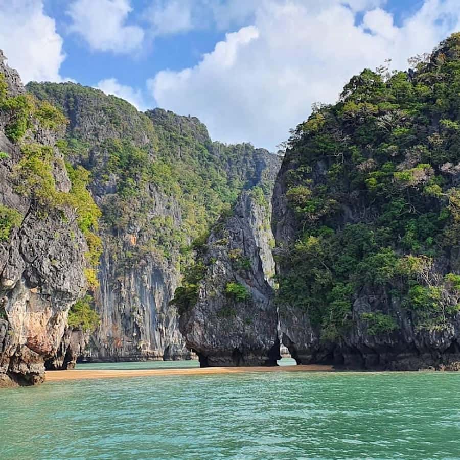 Ko Lanta: Sea Cave Kayaking Adventure Mangrove with Lunch - Koh Aung Island Stop: Short, Scenic, and Made for Photos
