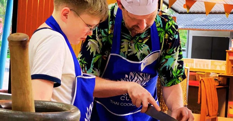 Ko Lanta: Thai Cooking Class with Market Tour and Dinner - Key highlights at a glance