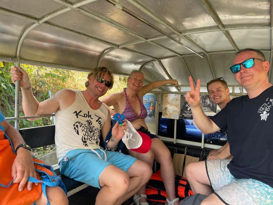Ko Tao: Puzzle-Solving, Island Adventure, Treasure Hunt - Your guide matters: the clues stay fun, not frustrating