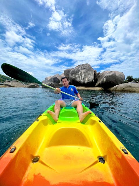 Ko Tao: Tao-Nangyuan Snorkeling Day Trip with Meals & Sunset - Ko Nang Yuan beach moments and that first snorkel on shallow granite rocks