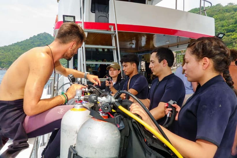 Ko Tao: Try Scuba Diving 1-Day Experience - The optional second underwater session: 1000 baht that often pays off