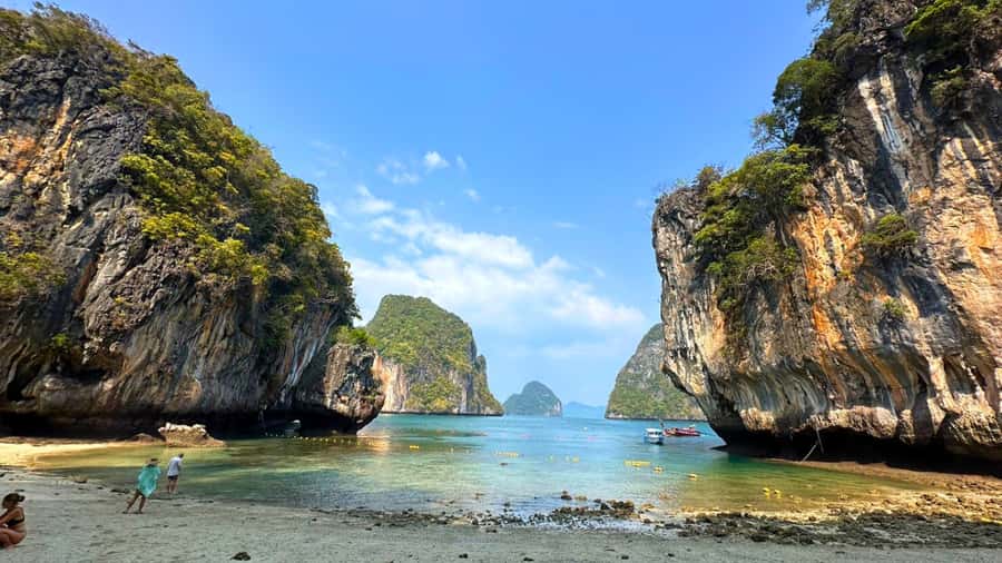 Ko Yao Yai: Hong Island & Plankton Longtail Boat Sunset Tour - Getting to the Water: Pickup and the First Boat Steps