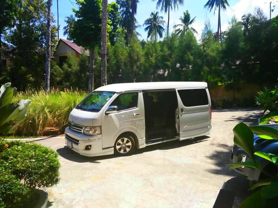 Koh Chang: Full-Day Private Day Trip - Bang Bao Pier: your first dose of local Koh Chang life