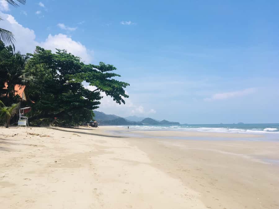 Koh Chang: Full-Day Private Day Trip - Getting rolling smoothly: hotel pickup, a Thai driver, and your day start time