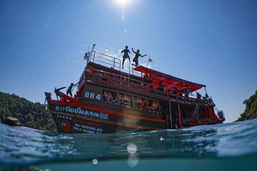 Koh Chang: Snorkeling Trip to Reefs or Wrecks with Lunch - West Coast pickup and the Bang Bao Pier start