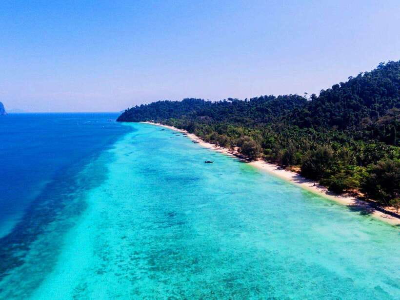 Koh Lanta: 4 Islands and Emerald Cave Snorkeling Trip - Koh Kradan: white sand time plus lunch on the beach