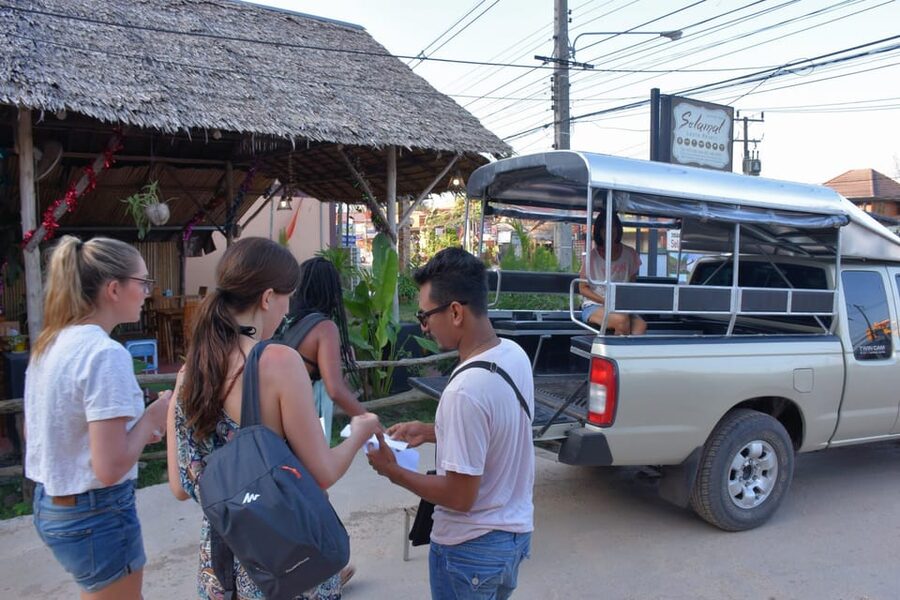 Koh Lanta: 4 Islands and Emerald Cave Tour by Longtail Boat - Key highlights to look for