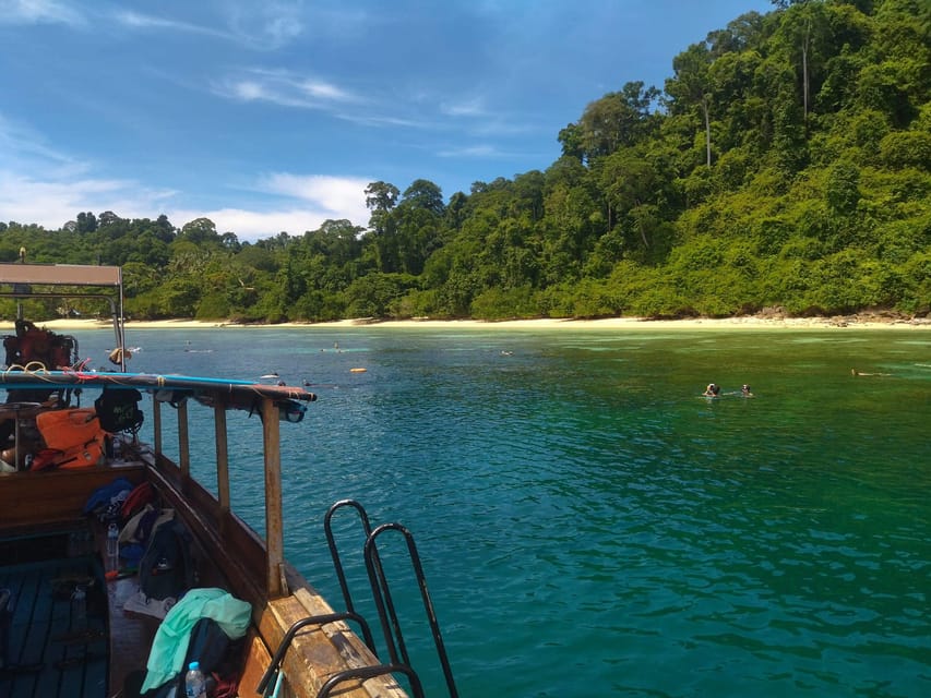 Koh Lanta: 4 Islands and Emerald Cave Tour by Longtail Boat - Morakot Emerald Cave: the swim-through that people talk about