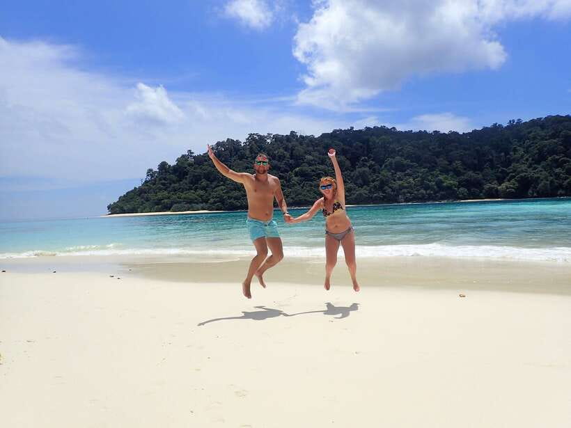 Koh Lanta: Adventure Sea Tour to Koh Rok and Koh Haa - Boat comfort, group size, and the one tip that saves your day