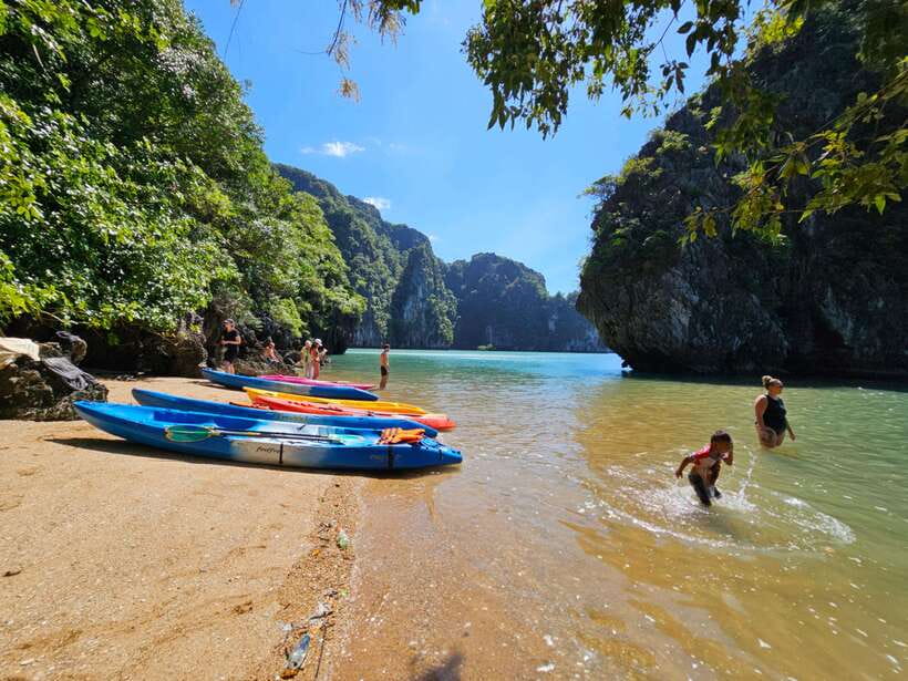 Koh Lanta: Kayaking and Longtail Boat Tour (Half day) - Why this half-day Koh Lanta mix works so well