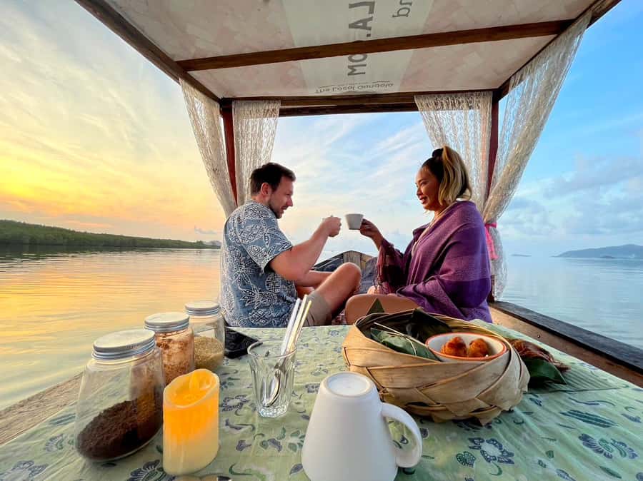 Koh Lanta: Romantic Sunrise Private Gondola Tour - Key moments to look forward to