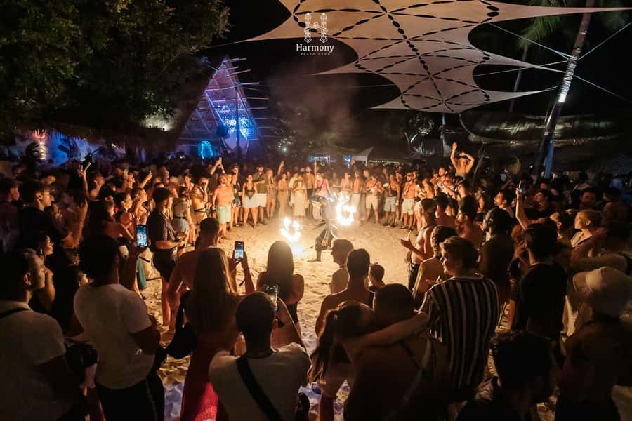 Koh Phangan: Halfmoon Festival (Party Tickets) - Amenities beyond the dance floor: jacuzzi, paddleboard, and private beach time