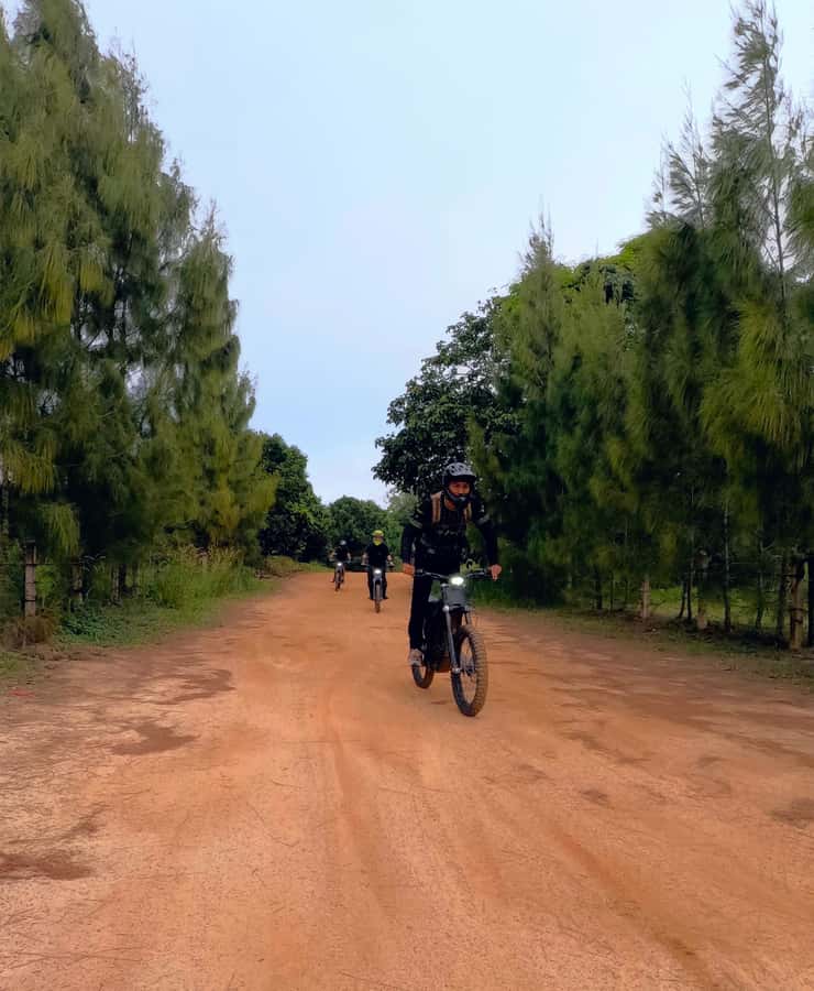Koh Samui : Electric Motorbike trip in mountain - Mountain Stops: Jungle, Waterfalls, Temple, and Viewpoints
