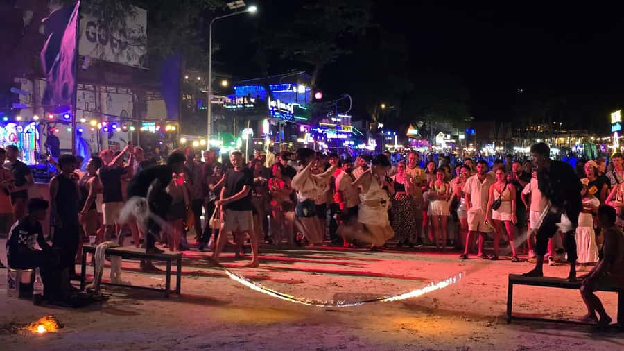 Koh Samui: Full Moon Party Tickets with Round-Trip Transfer - Who This Is Best For, and Who Should Skip It