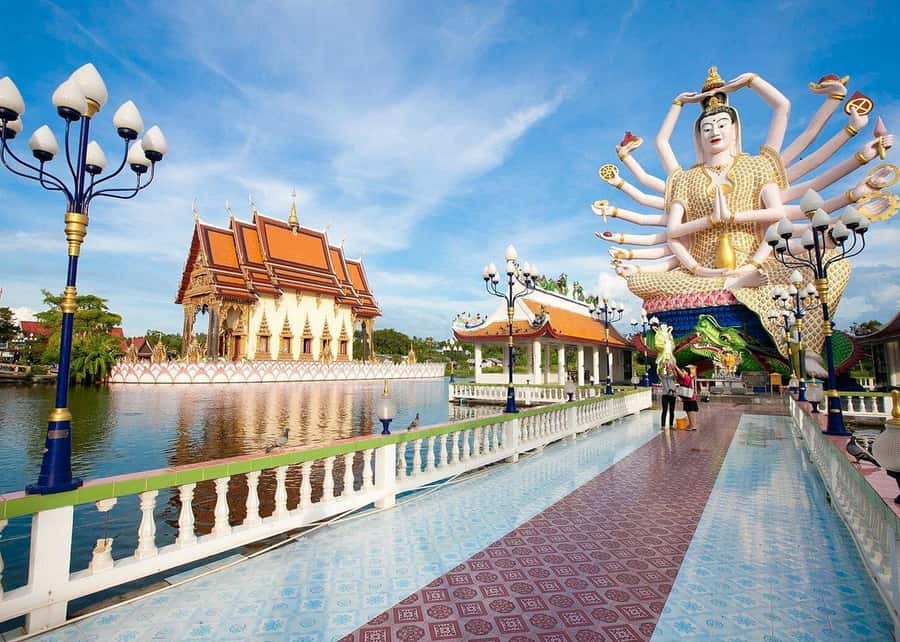 Koh Samui: Half Day City Tour with Hotel Pickup - Guan Yu Shrine, a big statue break in the southern stretch