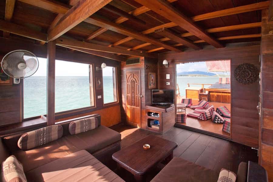 Koh Samui: Koh Phangan Island Full-Day Cruise with Sunset - Comfort and accessibility: who should book, and who should skip