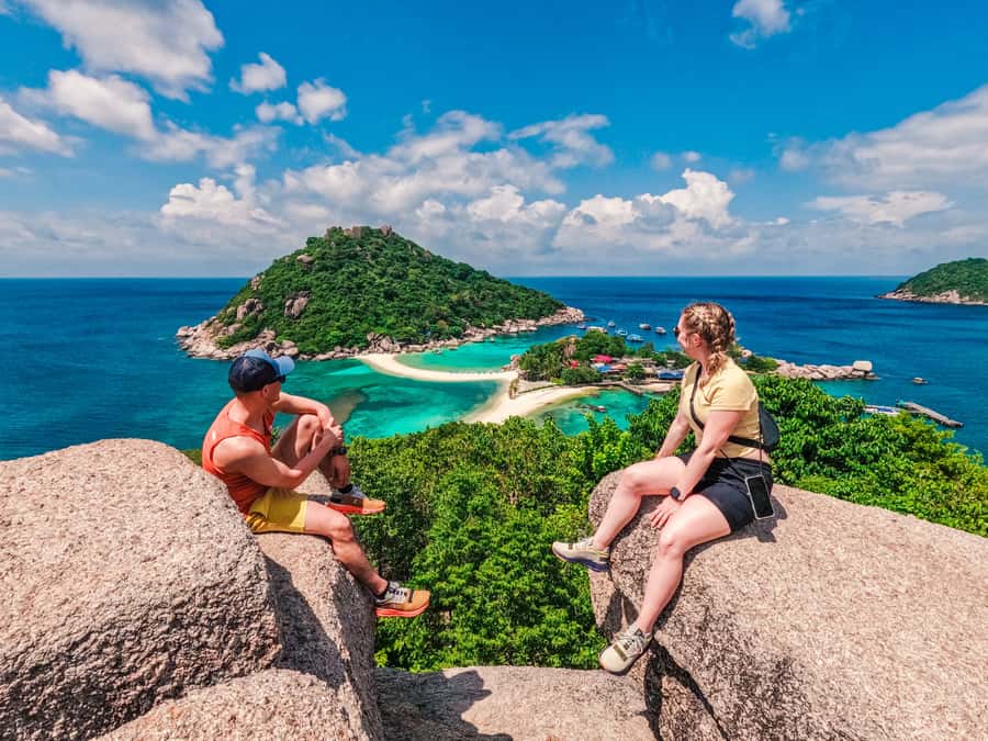 Koh Samui: Koh Tao and Nangyuan Snorkeling Tour with Lunch - Koh Tao snorkeling at Buddha Point (Hin Ta Toh): what you’re really paying for