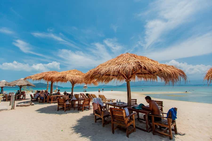 Koh Samui: Pig Island & Koh Tan Speedboat Tour with Lunch - Who this tour fits best, and who should skip it