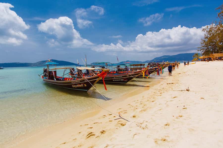 Koh Samui: Pig Island Private Longtail Boat Tour - Thong Krut Pier to longtail boat: how the day starts
