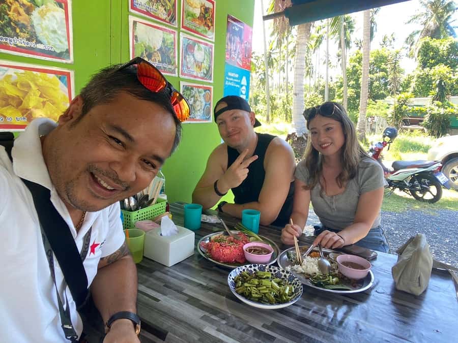 Koh Samui: Private Guided Island Tour - How the private ride works, and why it is more than just comfort