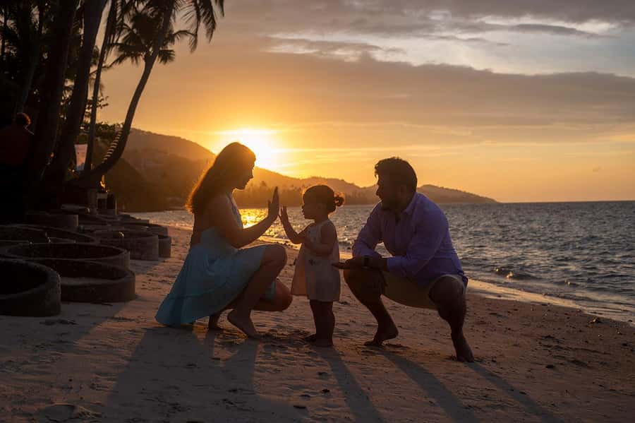 Koh Samui: Private Photoshoot for Couples & Families - Pickup, timing, and how the session usually unfolds