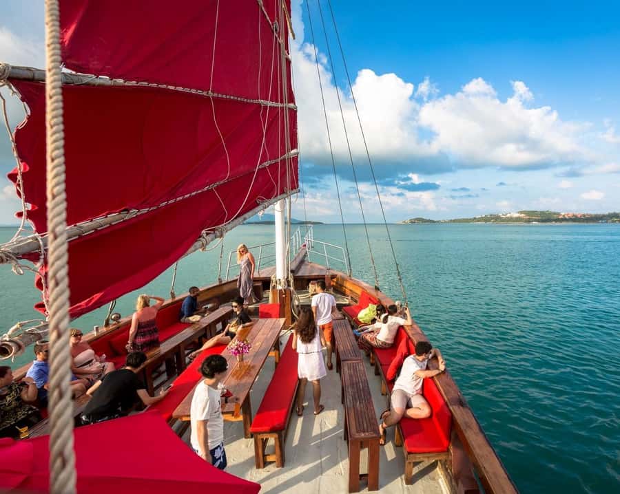 Koh Samui: Red Baron Romantic Sunset Dinner Cruise - Fishing equipment on the cruise: a small extra, not a promise