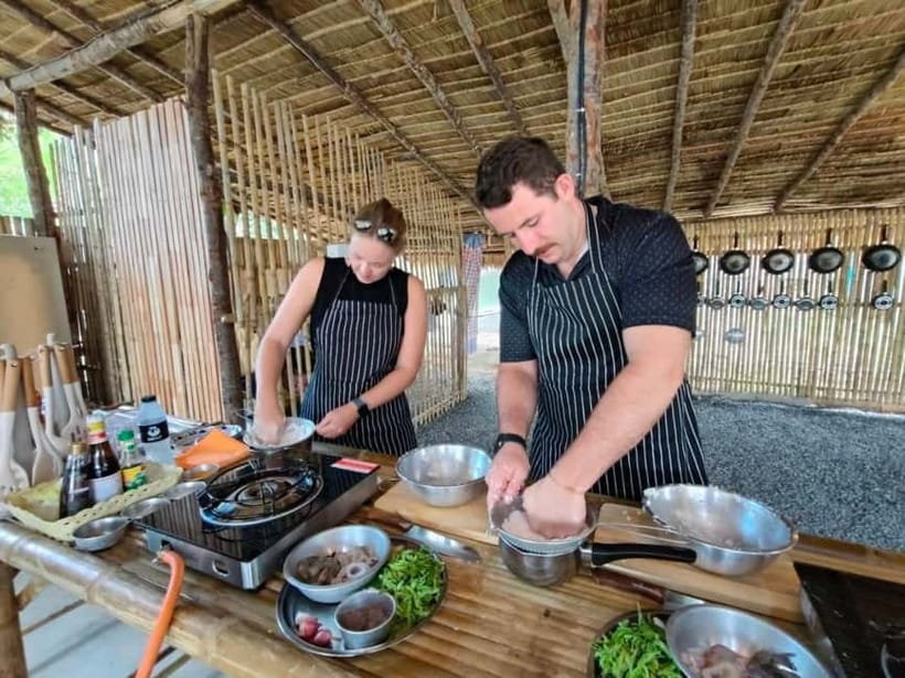 Koh Samui: Thai Cooking Class with Samui Local Family - Dietary needs, spice control, and allergy reality checks