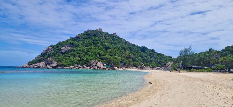 Koh Tao: Visit to Koh Nang Yuan with Hotel Transfers - Getting there from Koh Tao: the practical route to Sairee Beach