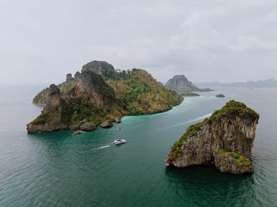 Krabi: 4 Island Premium Yacht with Snorkeling & Clear Kayak - Ko Poda: snorkeling, clear kayak, and the water time you came for