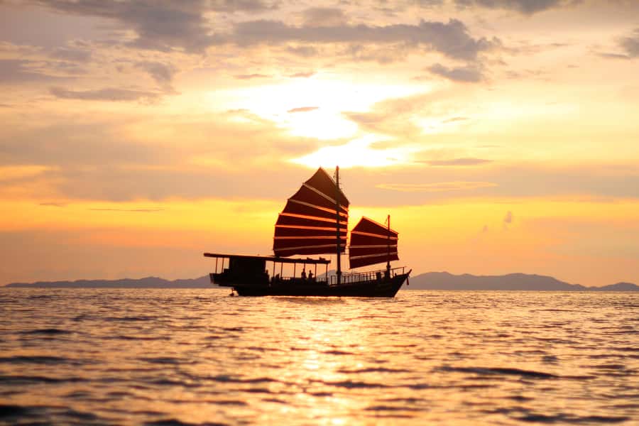 Krabi: 4-Island Sunset Snorkeling Tour & Bioluminescent Swim - A Siamese Junk Sunset Day: The Cruise-Ship Vibe