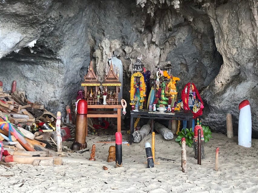 Krabi: 4 Island Whirlwind Tour with Caves, Sandbars & Reefs - Phra Nang Beach and the Sea Goddess Shrine cave stop
