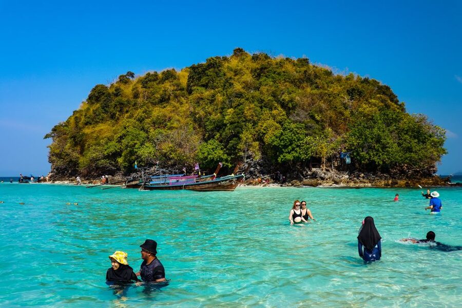 Krabi: 4 Islands Day Tour by Speedboat or Longtail Boat - Railay Beach limestone cliffs: views on the way to the water